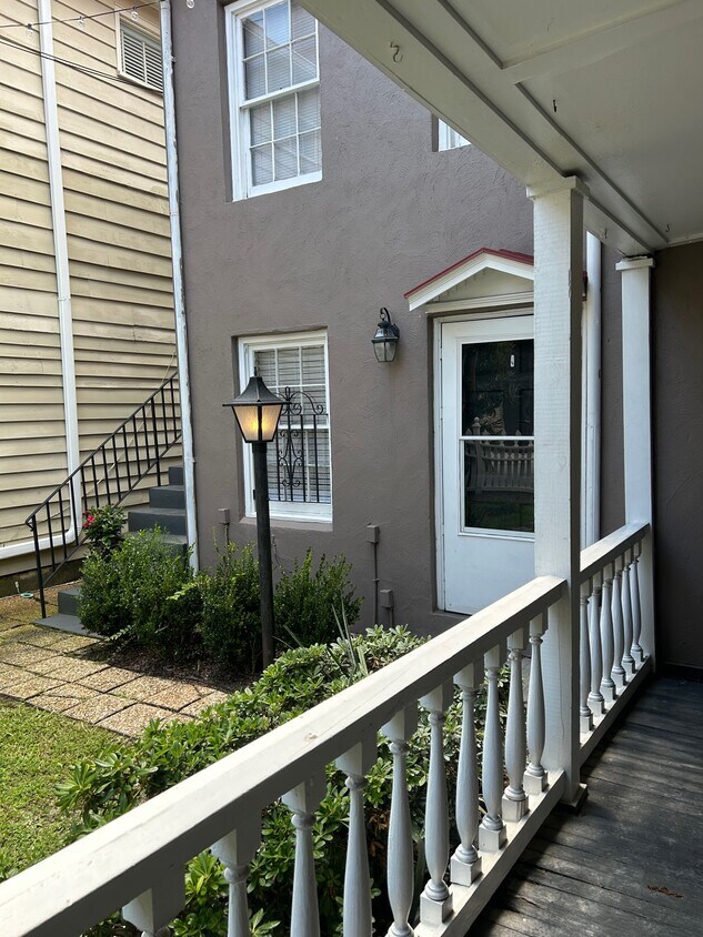 67 Alexander St Unit A, Charleston, SC 29403 Apartments in Charleston