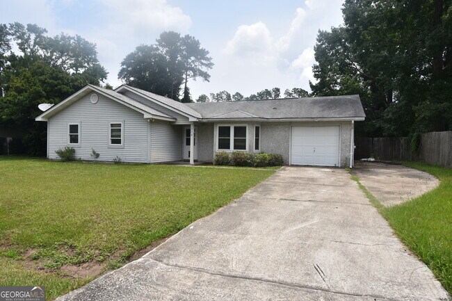 Building Photo - 116 Dogwood Cir