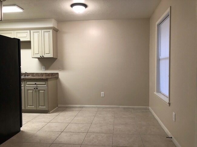 Foto del edificio - 605SB