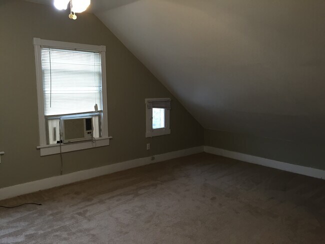 Foto del edificio - 920 W 3rd St