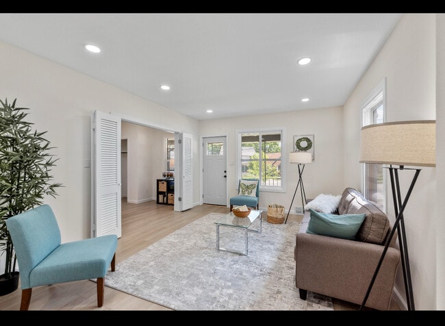 Foto del edificio - 1055 N 68th St