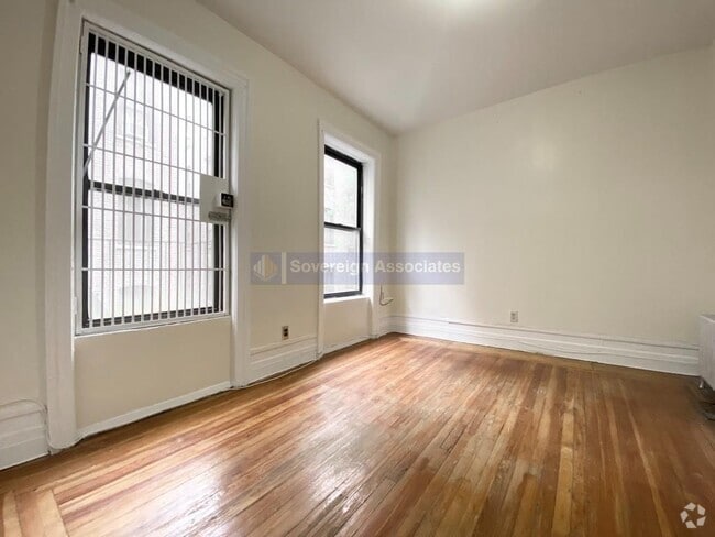 Building Photo - 182 Claremont Ave