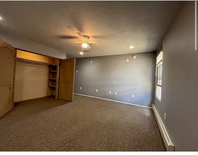 Building Photo - 3996 Agua Fria St