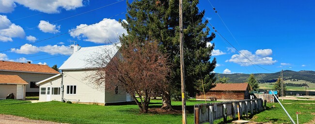 Building Photo - 105 Owsley Ln