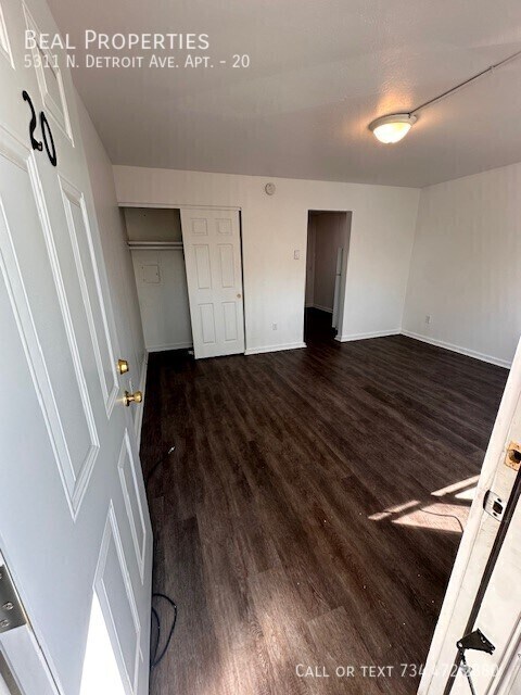 Foto del edificio - 5311 N Detroit Ave