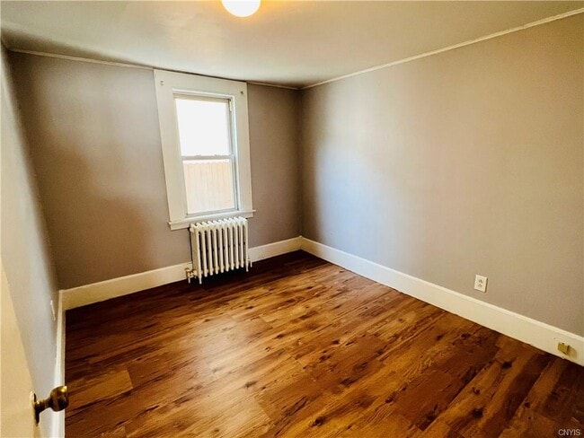 Building Photo - 134 Breen Ave