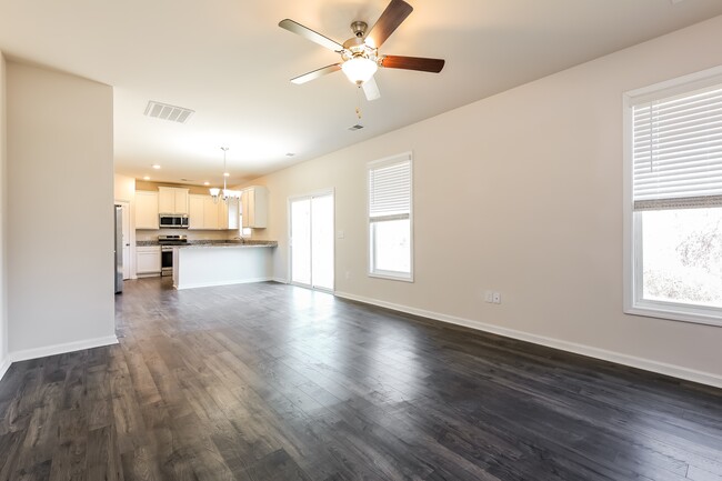 Foto del edificio - 376 White Peach Wy