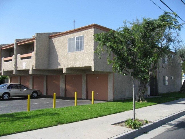 Building Photo - 8100 Apartments