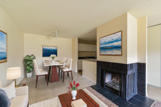 Building Photo - Westridge Manor