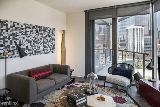 Building Photo - 1 br, 1 bath Apartment - 198 N Halsted St