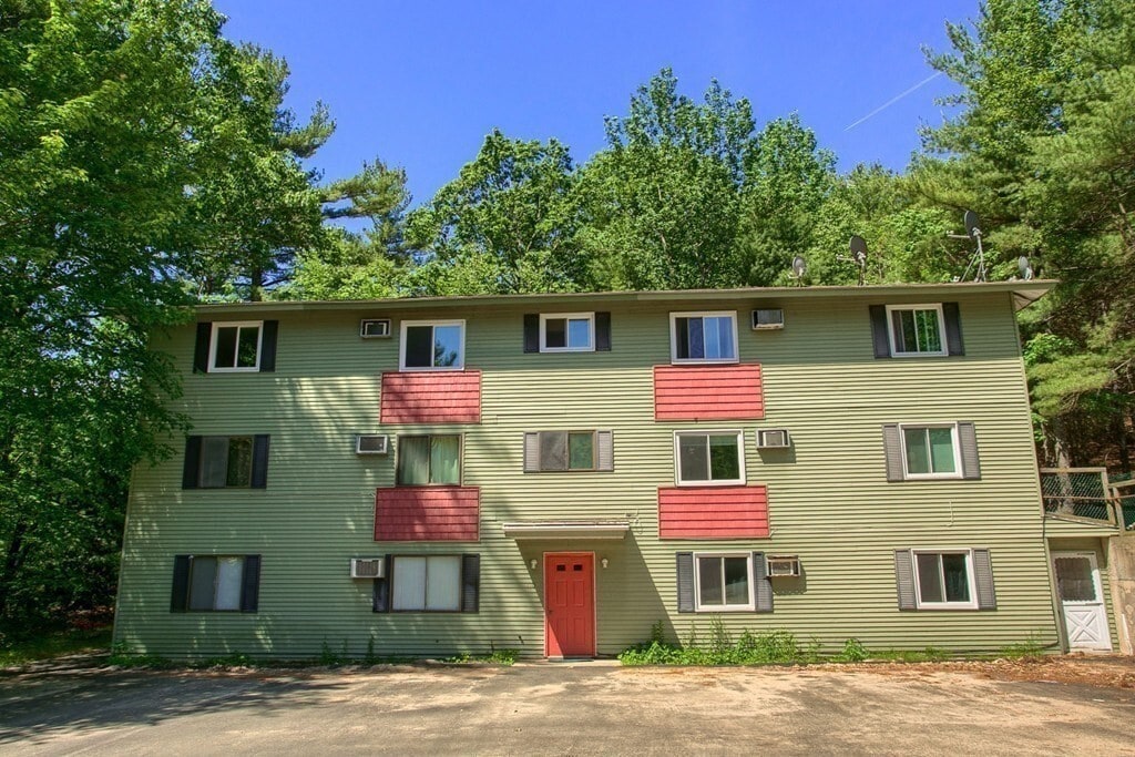 Primary Photo - 110 State Rd E