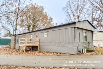 Building Photo - 1305 N Floyd St