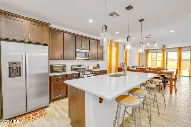 Building Photo - 17723 W Bajada Rd