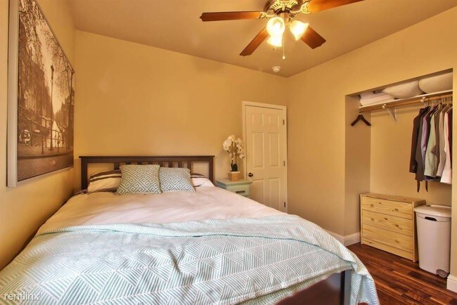 Foto del edificio - 1 br, 1 bath - 336 S Kalamazoo Mall