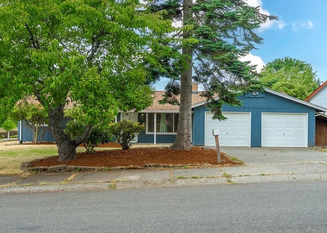 Building Photo - 2530 SW 325th Pl