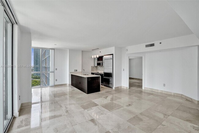 Foto del edificio - 55 SE 6th St