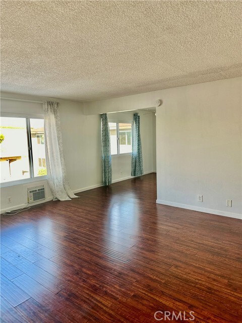 Building Photo - 1605 Picadilly Way