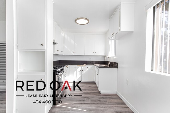 Foto del edificio - 12737 Moorpark St
