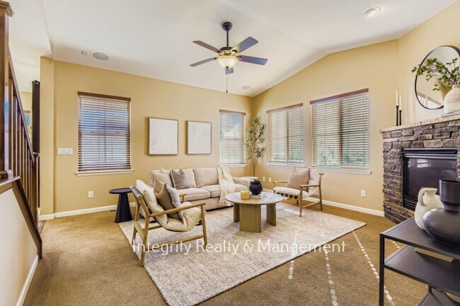 Foto del edificio - 3839 Donnington Cir