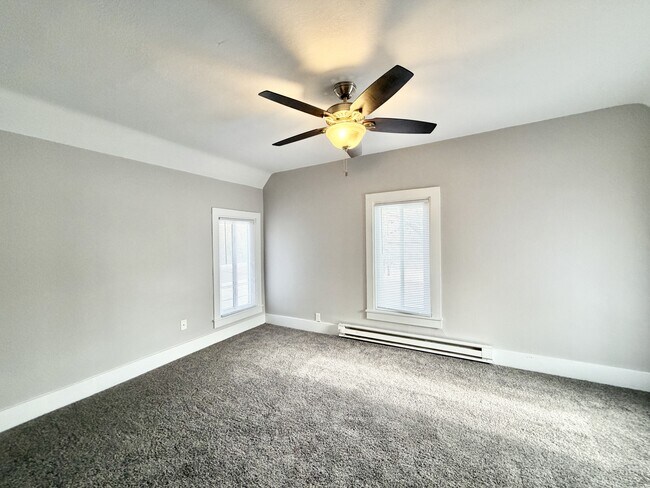 Foto del edificio - 710-712 S Ringold St