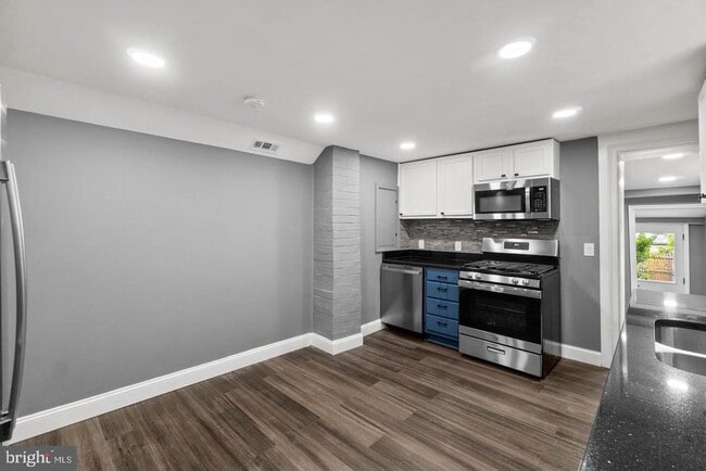 Building Photo - 1524 Byrd St