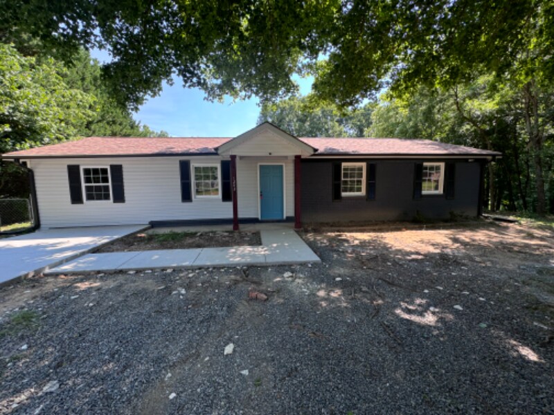 1203 Greenwich Rd, Reidsville, NC 27320 House Rental in Reidsville
