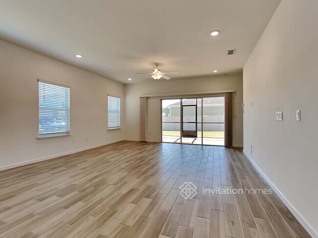 Building Photo - 9834 Lemon Balm Wy