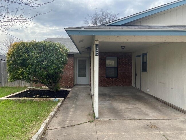 Building Photo - 12800 Old San Antonio Rd