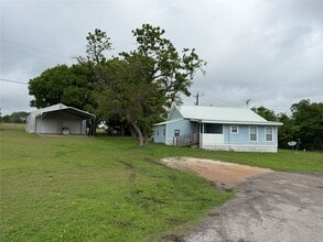 Building Photo - 1203 County Rd 254