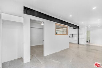 Building Photo - 2462 N Gower St