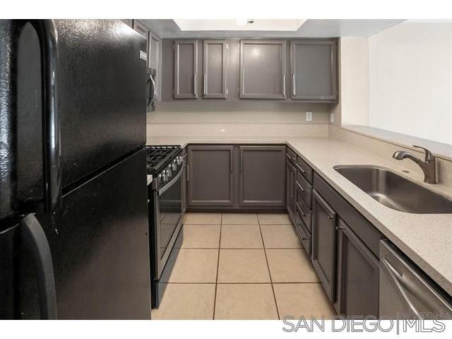 Building Photo - 9916 Scripps Westview Way