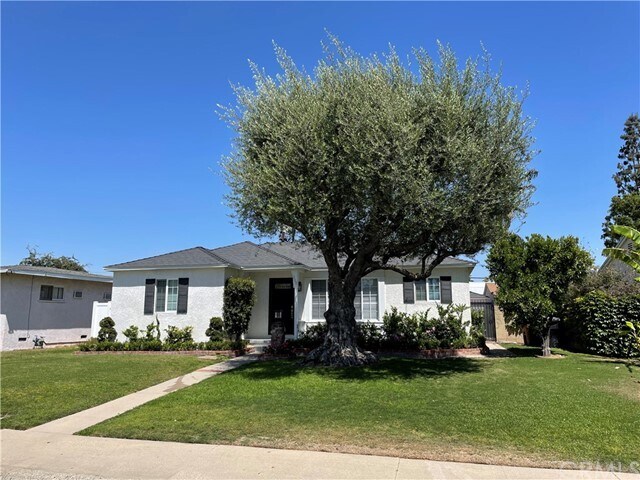 Foto principal - 208 S Ash St