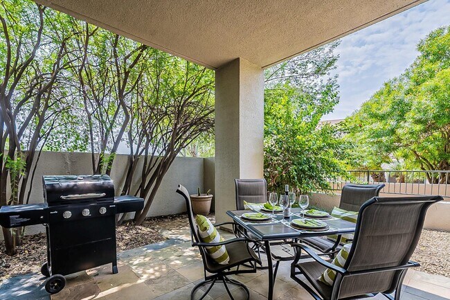 Foto del edificio - 7700 E Gainey Ranch Rd