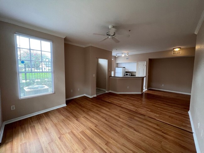 Building Photo - AZUR at Metrowest!