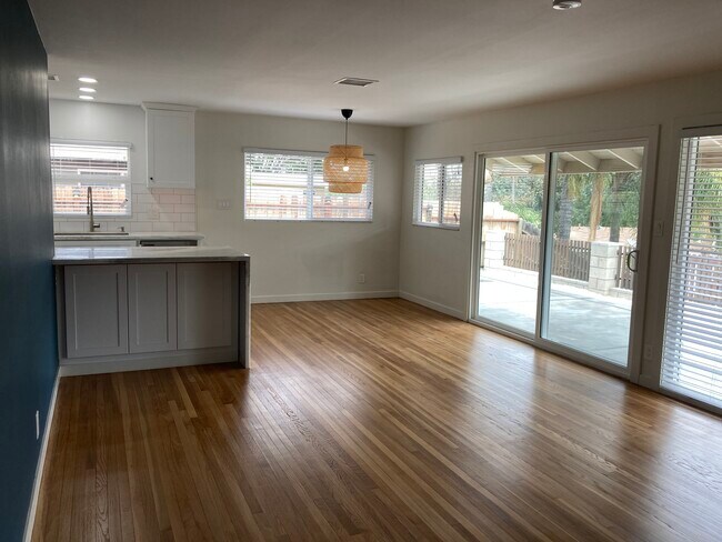 Foto del edificio - 5233 Old Mill Rd