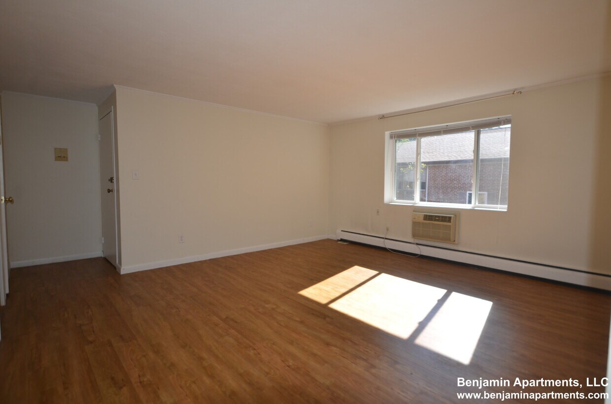 Foto principal - 50 Bryon Rd
