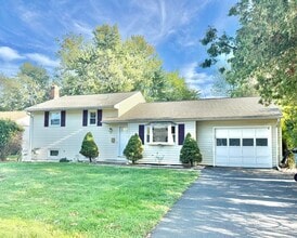 Building Photo - 47 Beechwood Rd