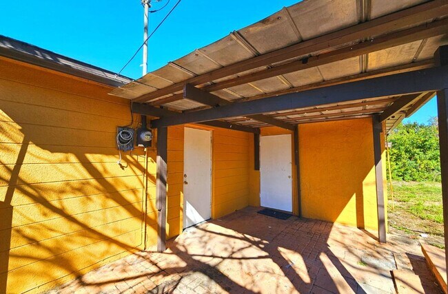 Foto del edificio - 2-bedroom, 1-bath home located in the hear...