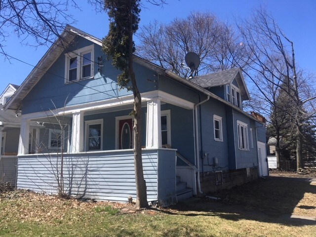 Primary Photo - 235 N Foster Ave