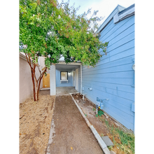 Building Photo - 3630 W Terrace Ave