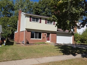 Building Photo - 1775 Devon St