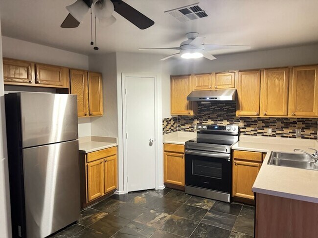 Foto del edificio - Apache Junction 3 bedroom rental