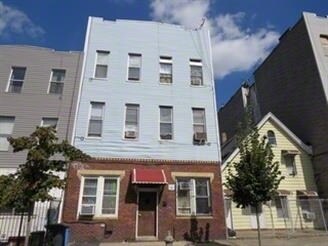 Building Photo - 279 Evergreen Ave