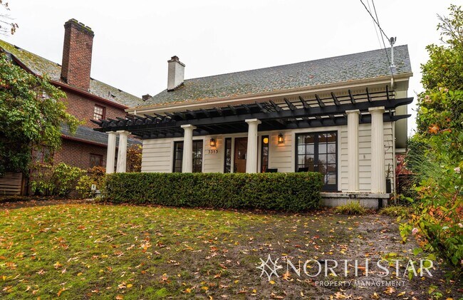 Foto del edificio - Classic Portland Home Heart of Irvington