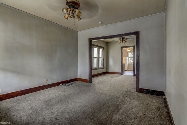 Foto del edificio - 2 br, 1 bath House - 47 Hill St