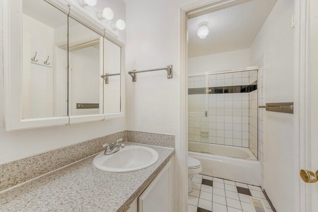 Building Photo - 1467 NW 176th Pl