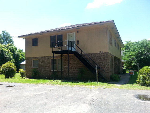 Primary Photo - 338 W Hampton Ave