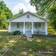 Building Photo - 9012 Bush Ave