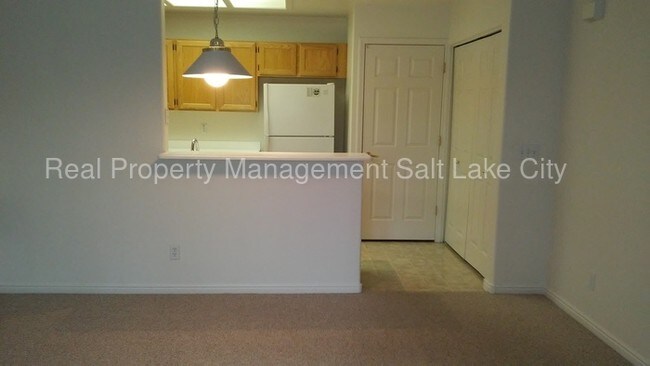 Building Photo - 3823 S Big River Way