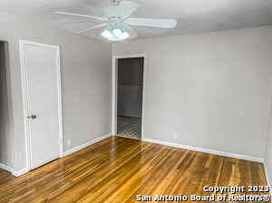 Foto del edificio - 2016 W Olmos Dr